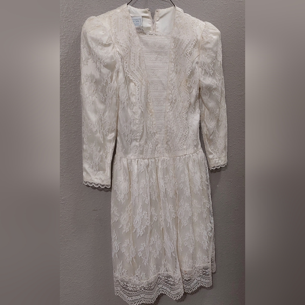 Lace Cocktail Dress with Puff Shoulders - Ivory